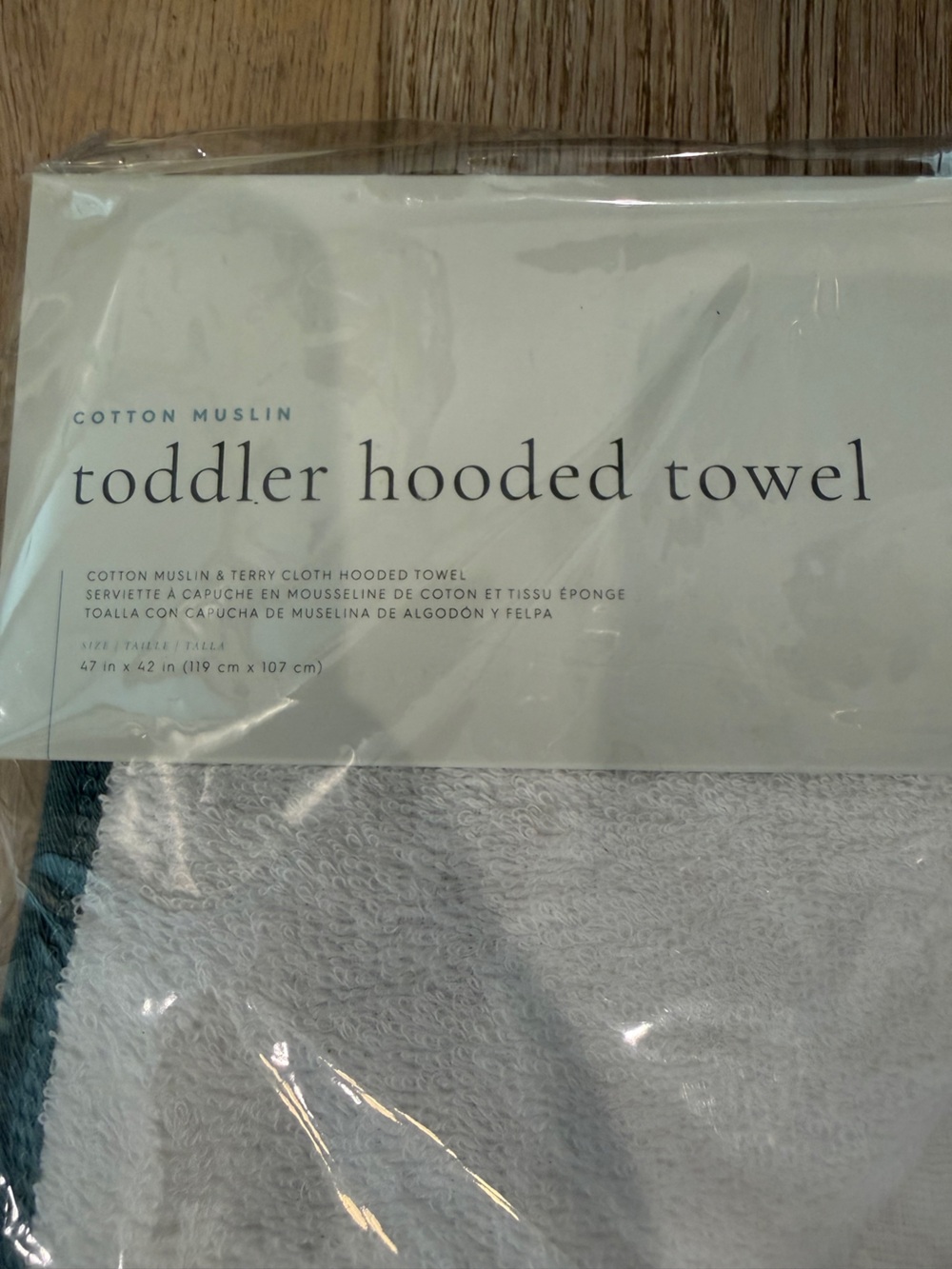 BNWT Little Unicorn Toddler Hooded Towel - Picture 2 of 6